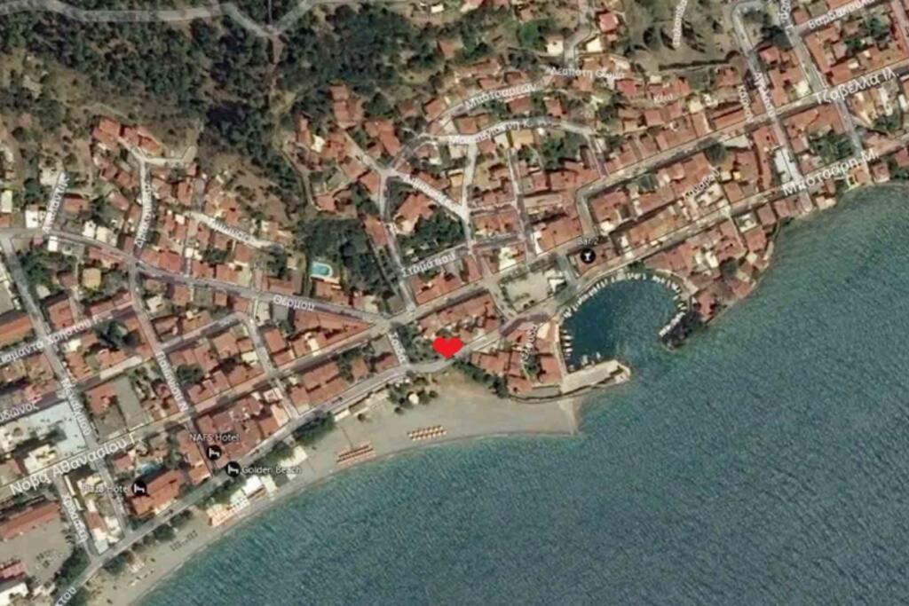 Naupactus Unique Harbor Apartment In A Stone House! Nafpaktos Bagian luar foto