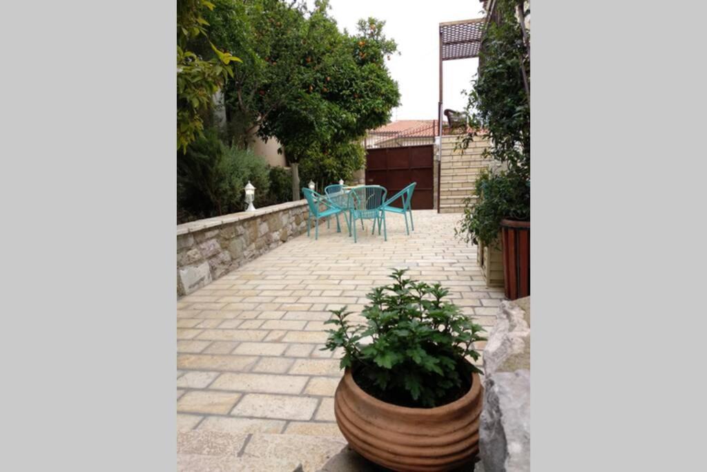 Naupactus Unique Harbor Apartment In A Stone House! Nafpaktos Bagian luar foto